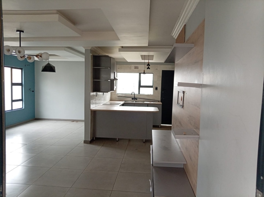 4 Bedroom Property for Sale in Northcrest Eastern Cape